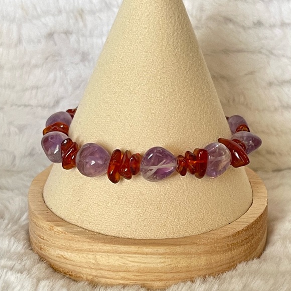 Natural handmade amber and amethyst chip bracelet - Picture 1 of 10
